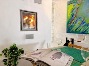 Beautiful condo near Bryggen Balcony Fireplace